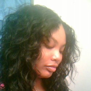 Meet your Posher, Cierra